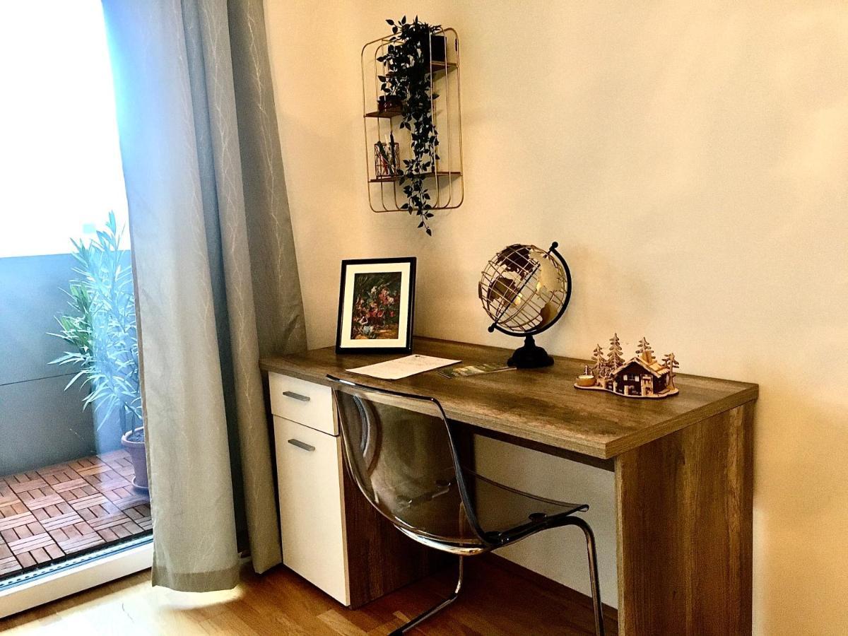 2 Bedroom Apartment Next To Metro U1 And Garage Parking Wiedeń Zewnętrze zdjęcie