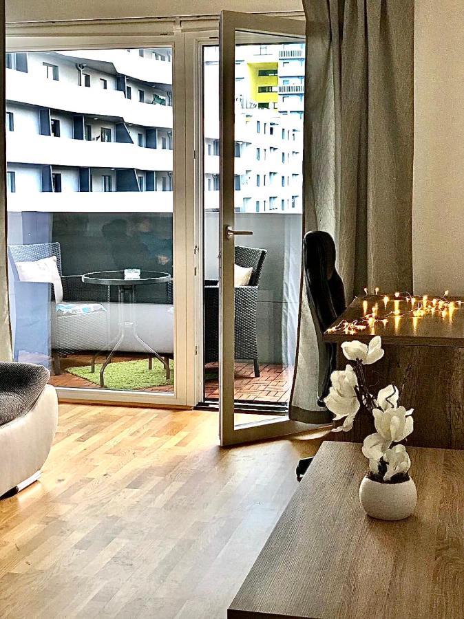 2 Bedroom Apartment Next To Metro U1 And Garage Parking Wiedeń Zewnętrze zdjęcie